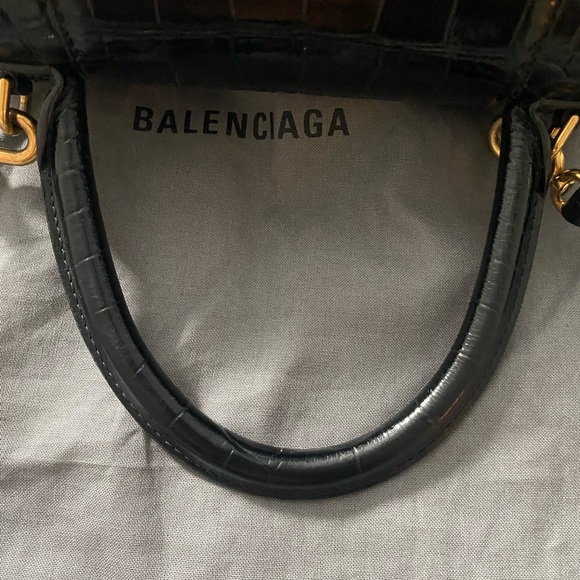 Balenciaga Hourglass Small Croc-Embossed Black - Picture 10 of 17